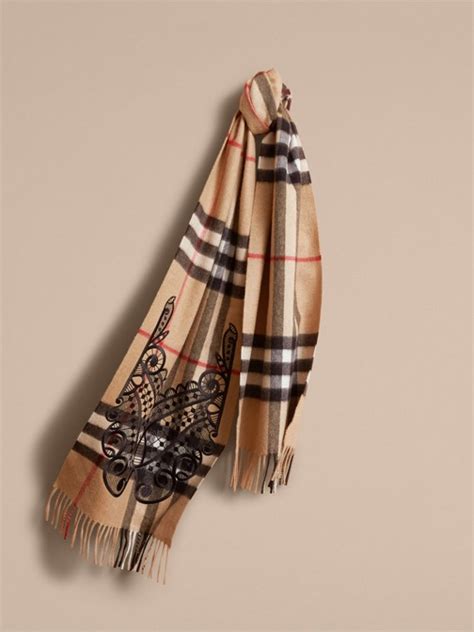 foulard e scialli da donna burberry|sciarpe burberry.